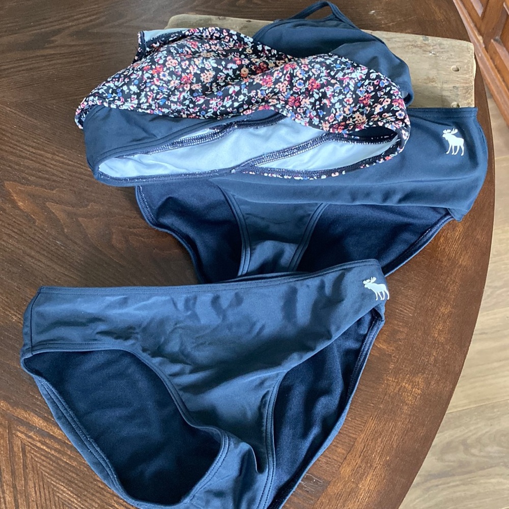 Abercrombie kids bikini size 11/12 with two matching bottoms
